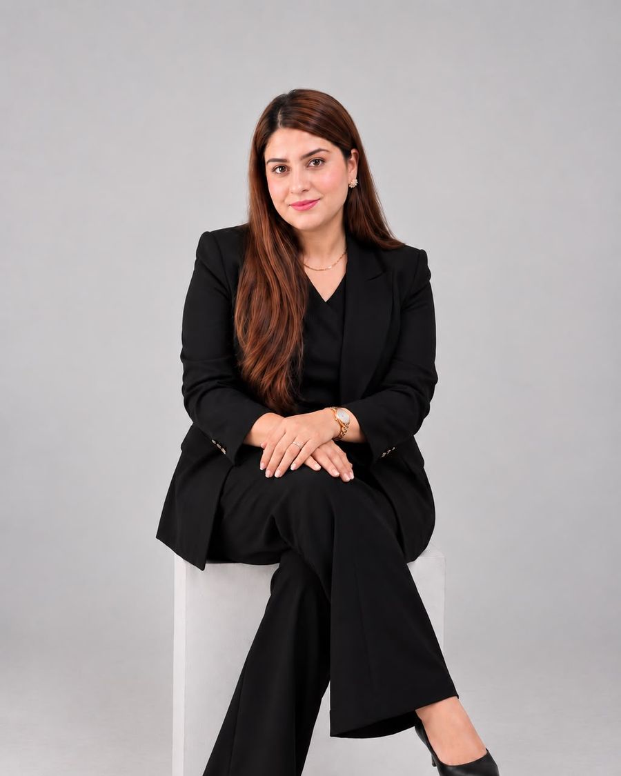 Dr. Warda Nasir Mohib, aesthetic physician and skin specialist in Peshawar
